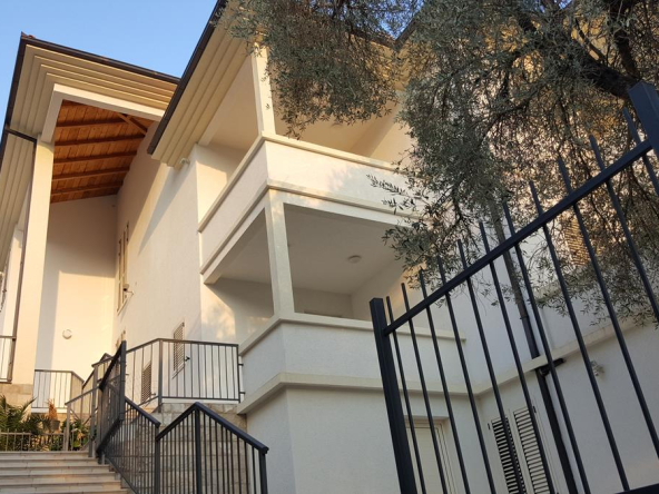 20160903_181303 (Copy)